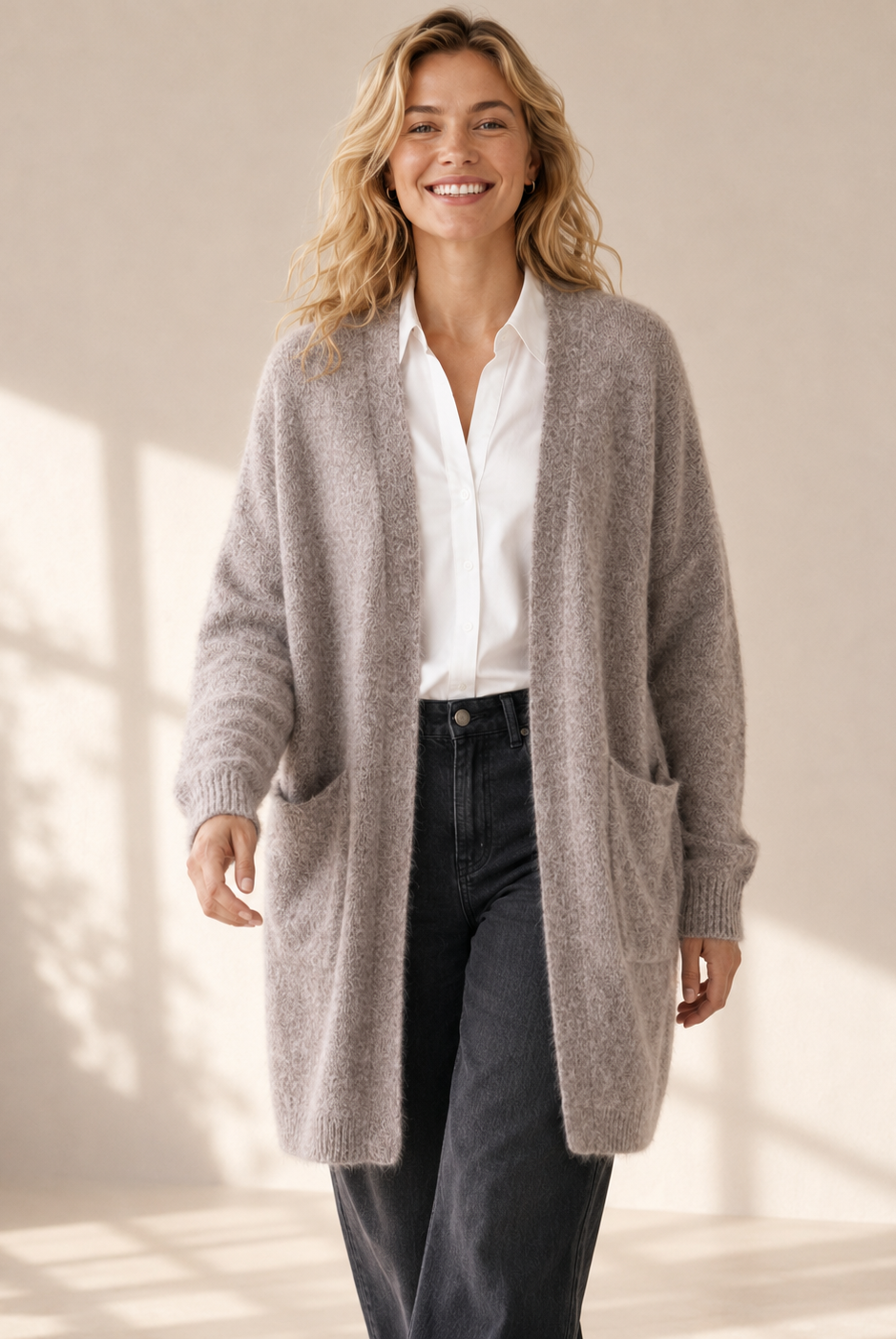 Lång stickad kofta med fickor – Mirelle Design