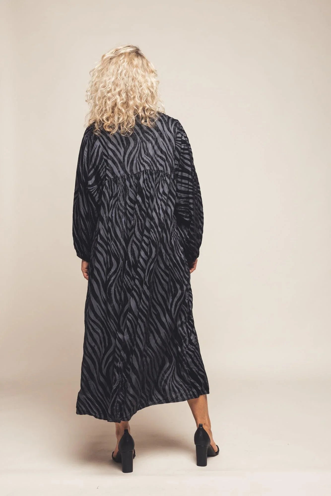 Klänning Zebra grå - Dimoda