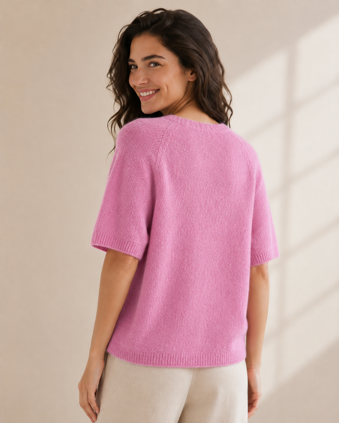 Stickad cardigan Ragnhild kort ärm i rosa, onesize
