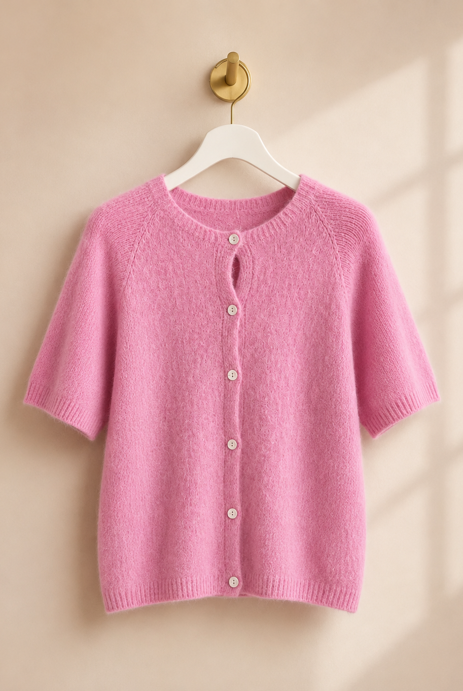 Stickad cardigan Ragnhild kort ärm i rosa, onesize