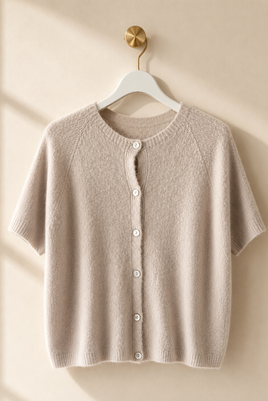 Strickjacke Ragnhild Kurzarm beige – Dimoda