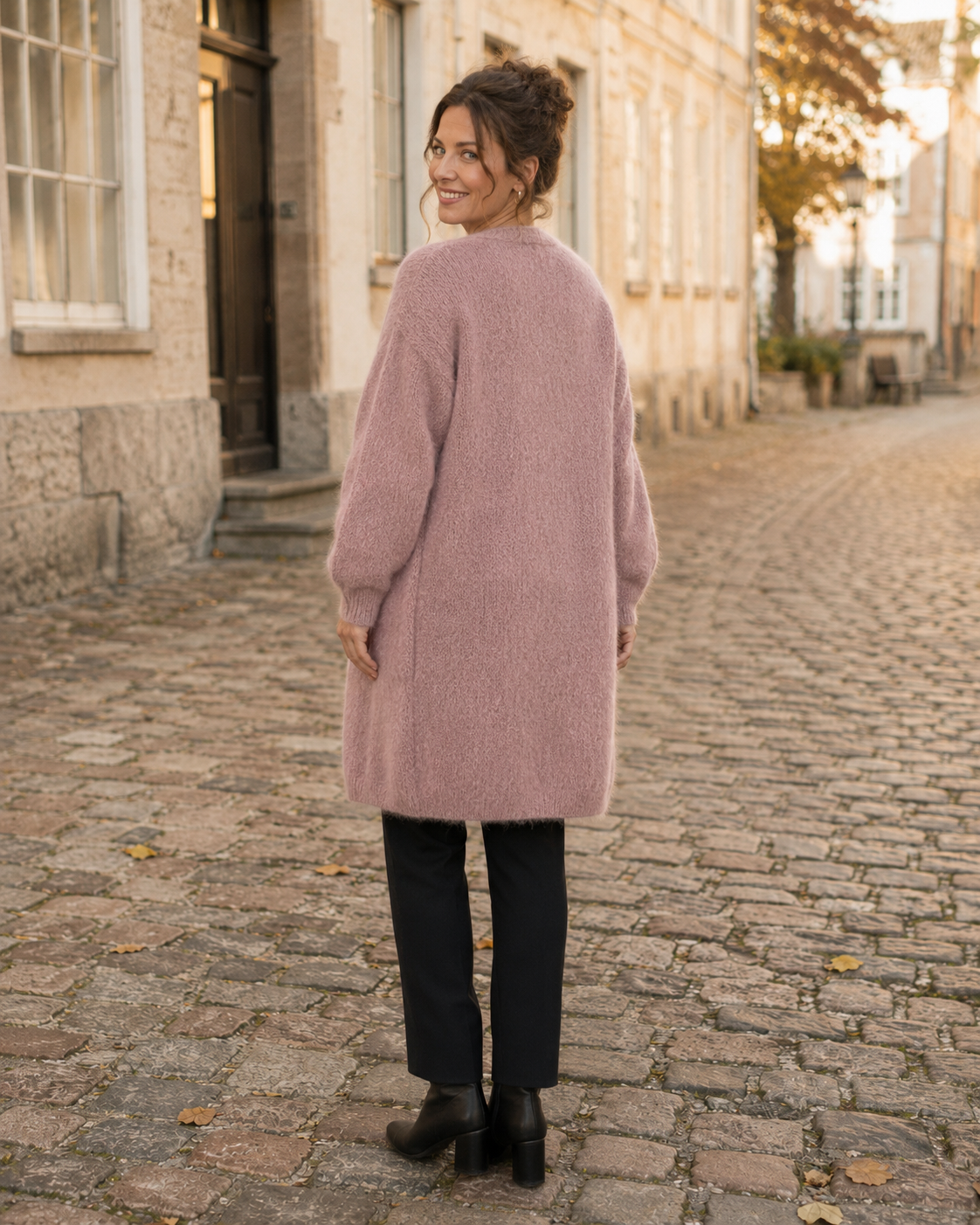 Långkofta kid mohair rosa – fluffig öppen kofta med oversized passform, onesize, Dimoda