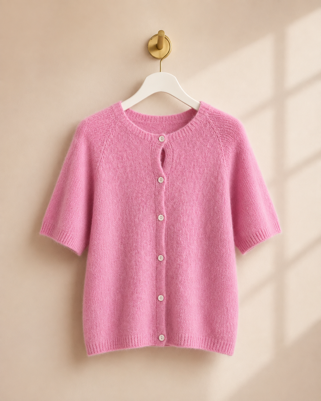 Stickad cardigan Ragnhild kort ärm i rosa, onesize