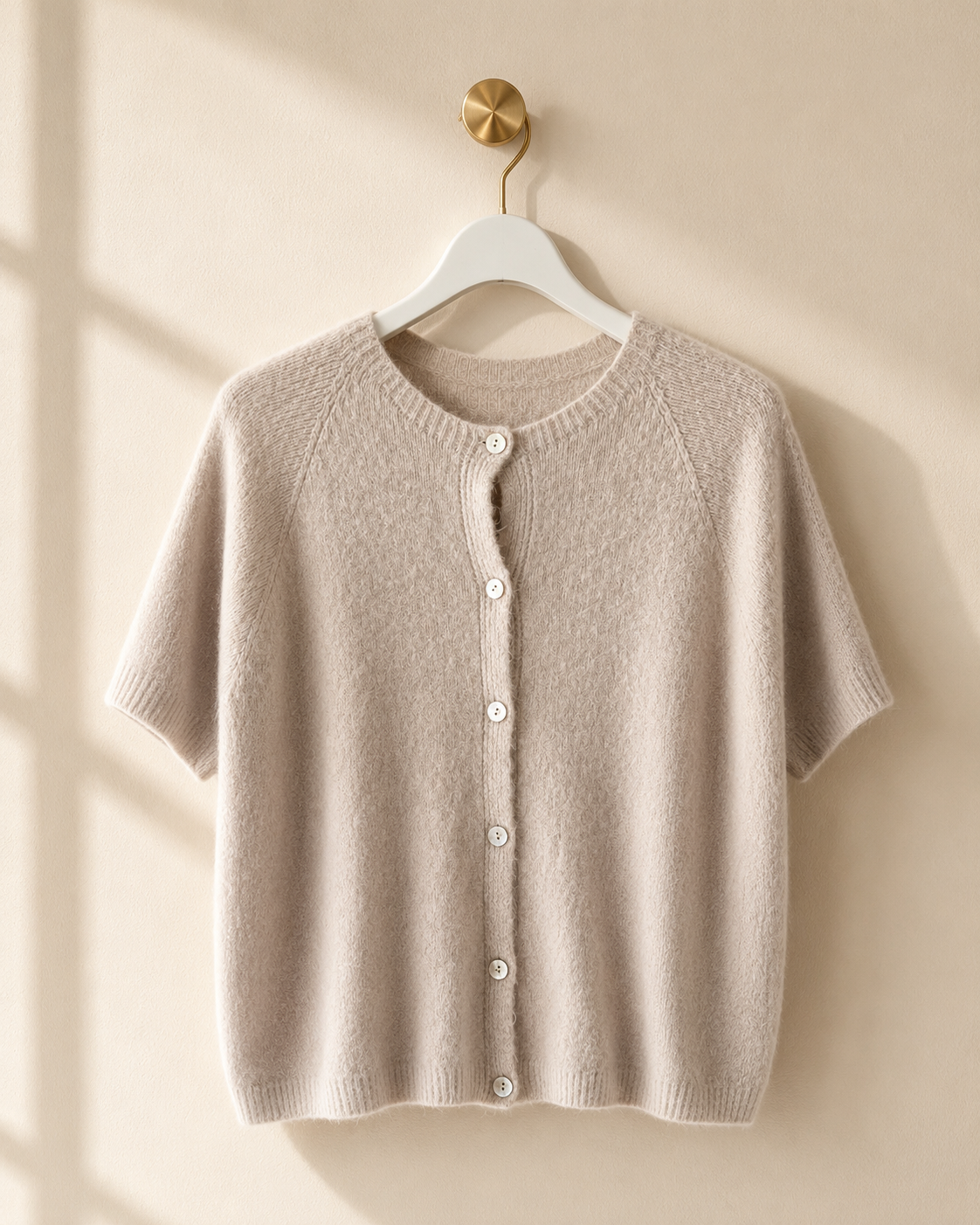 Strickjacke Ragnhild Kurzarm beige – Dimoda