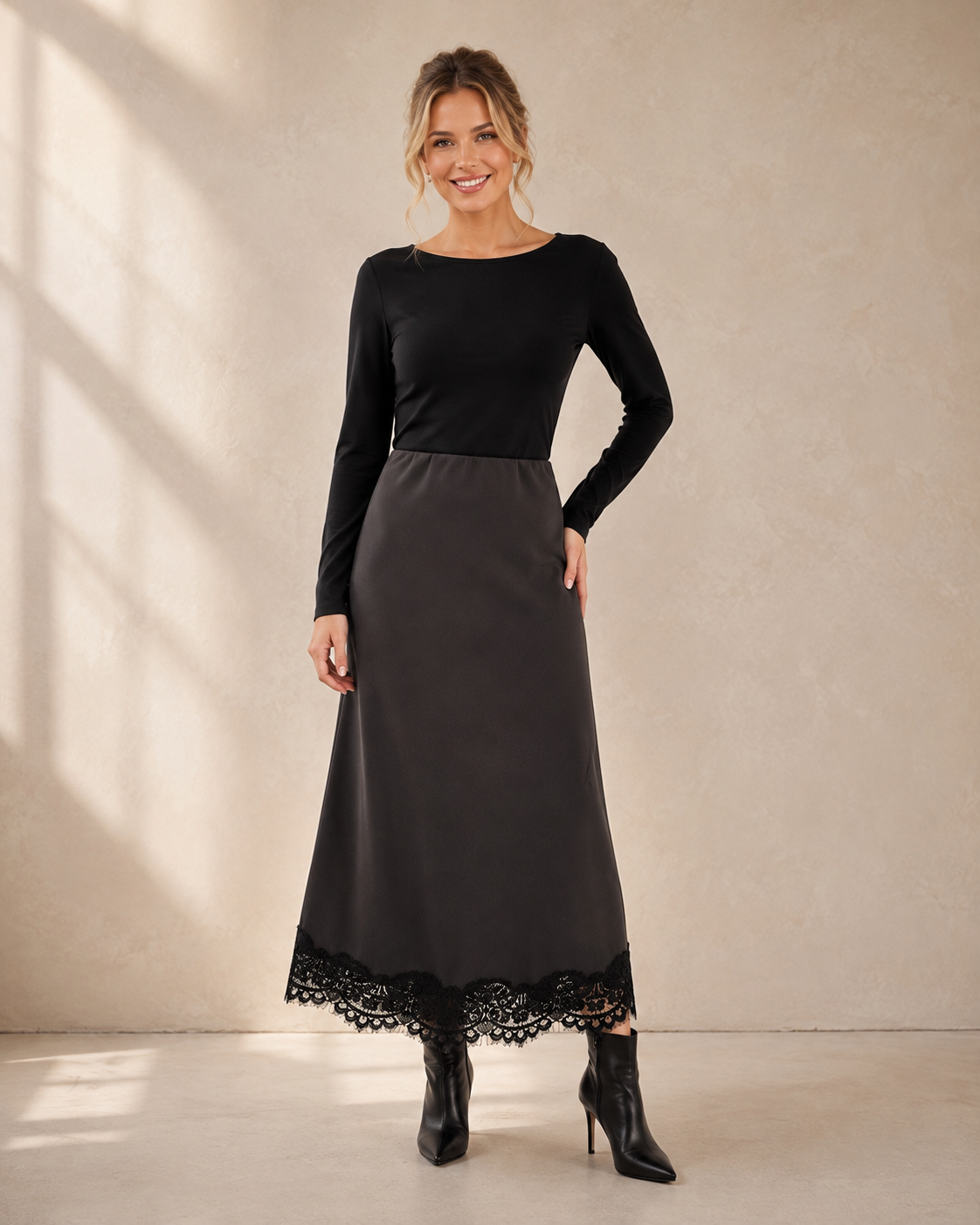 Kjol Stella i brun med spetskant – Onesize S–L | Dimoda