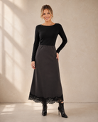Kjol Stella i brun med spetskant – Onesize S–L | Dimoda